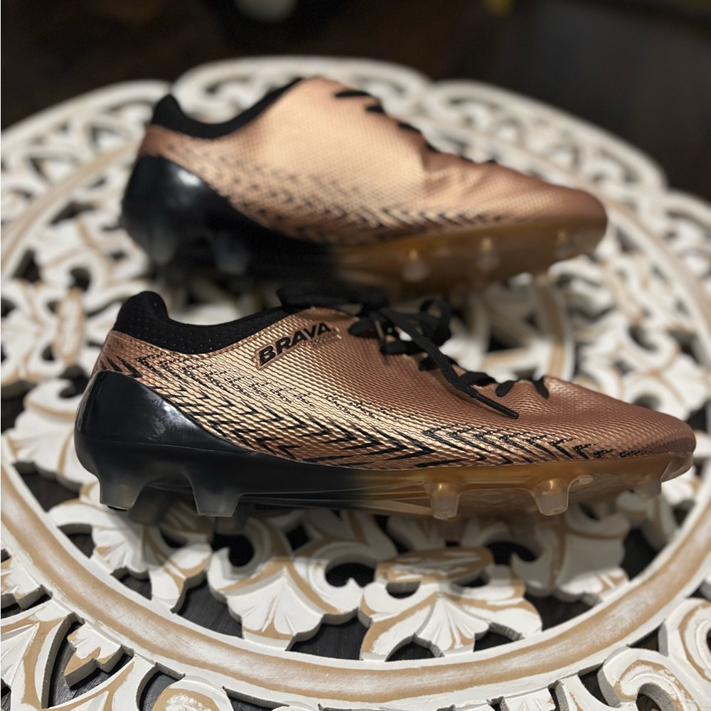 Men's Black and Tan Soccer Cleats